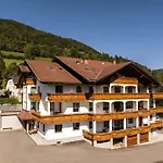 Zlattinger Aparthotel 3*