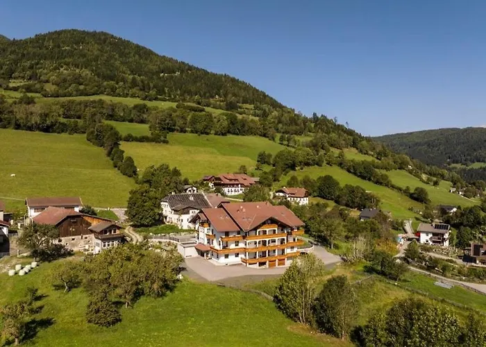 Zlattinger Aparthotel *